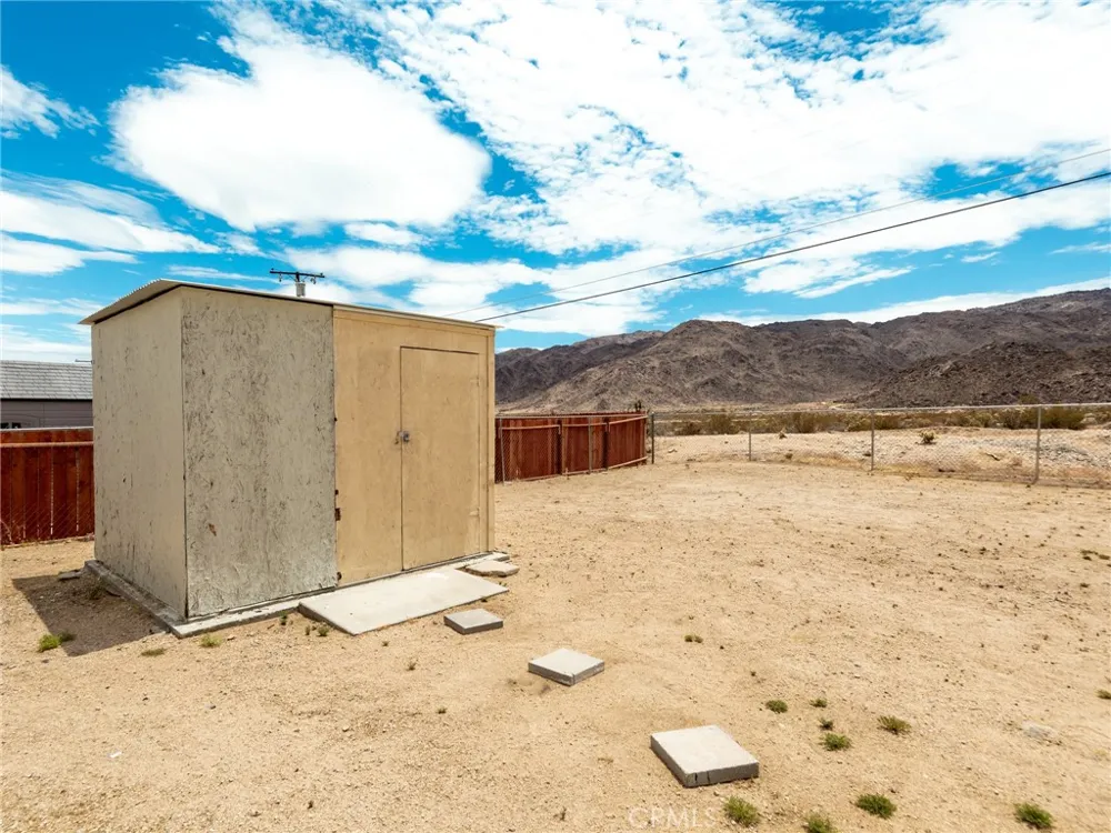 71621 Juanita Dr 29 Palms, CA 92277