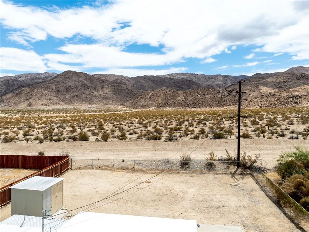 71621 Juanita Dr 29 Palms, CA 92277