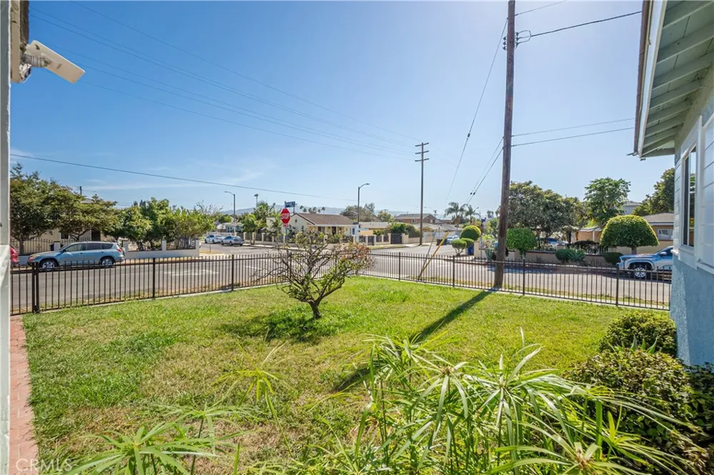 1087 253rd Street Harbor City, CA 90710