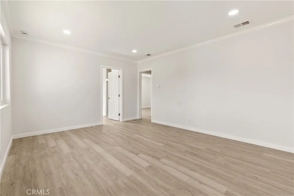 1087 253rd Street Harbor City, CA 90710