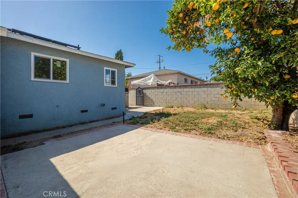 1087 253rd Street Harbor City, CA 90710
