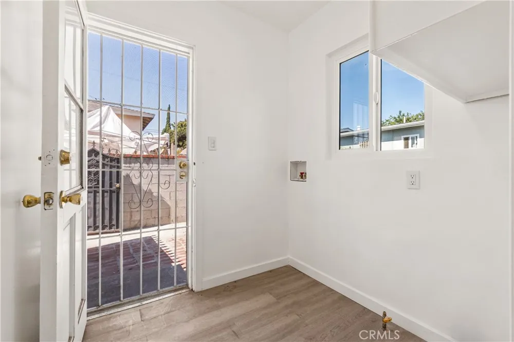 1087 253rd Street Harbor City, CA 90710