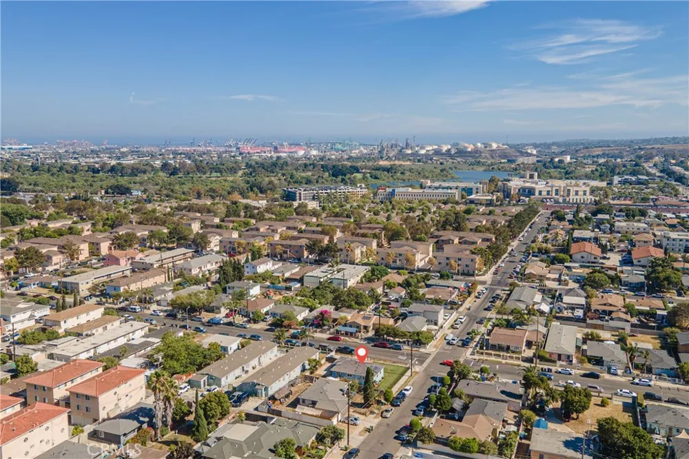 1087 253rd Street Harbor City, CA 90710