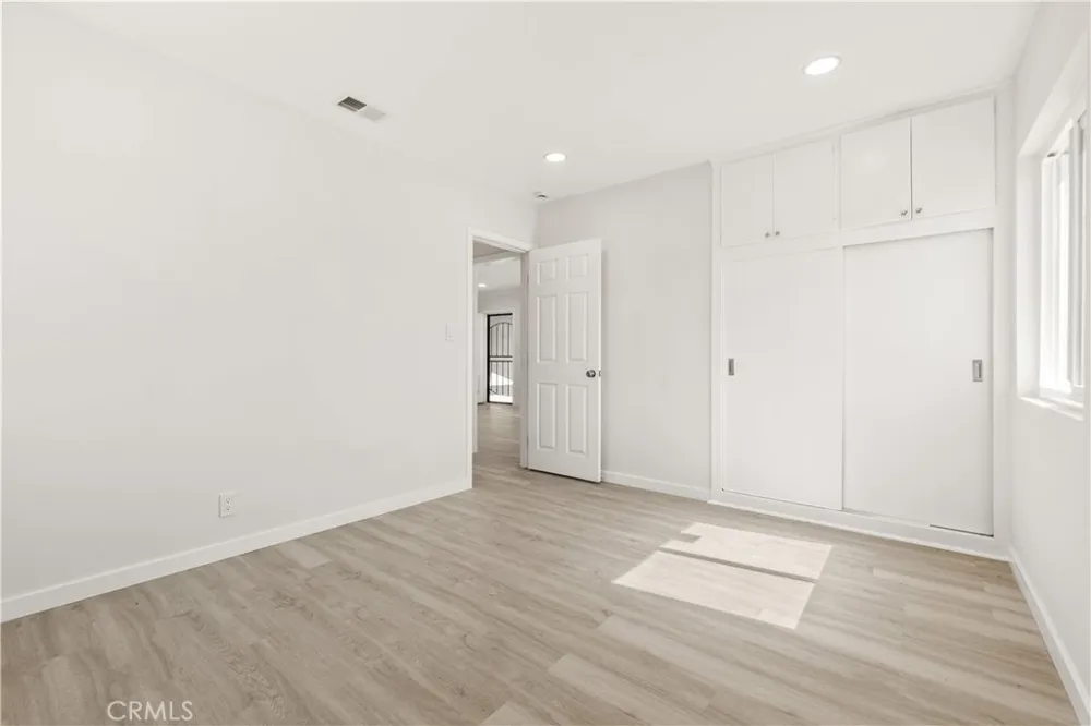 1087 253rd Street Harbor City, CA 90710