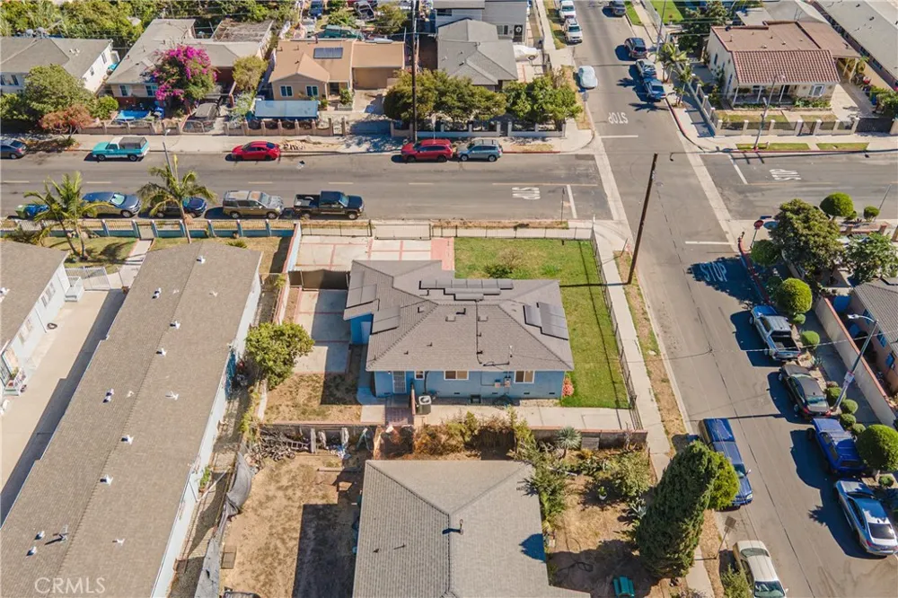 1087 253rd Street Harbor City, CA 90710