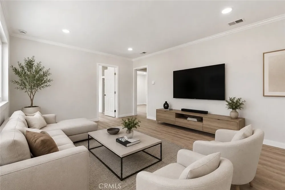 1087 253rd Street Harbor City, CA 90710