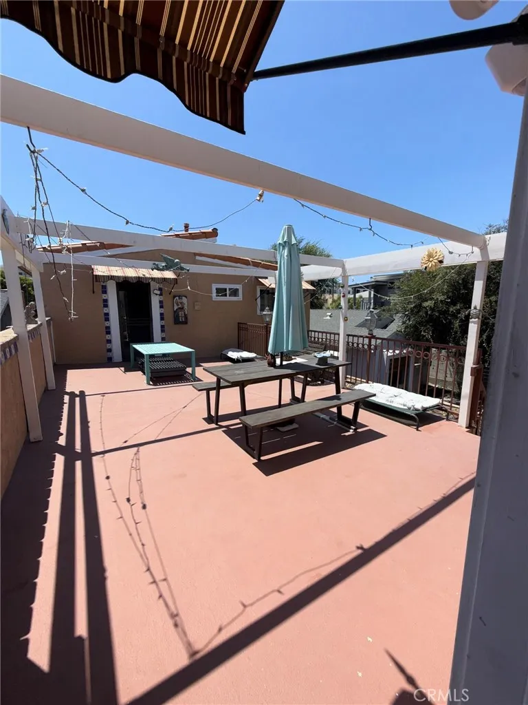 108 Morningside Manhattan Beach, CA 90266