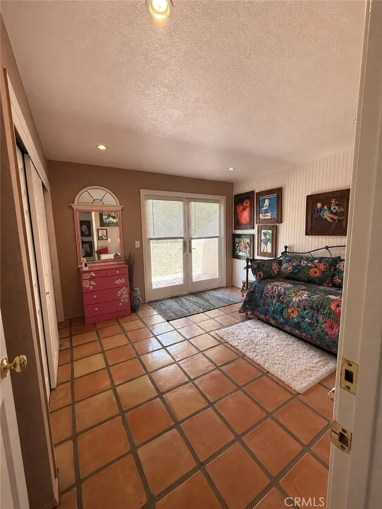 108 Morningside Manhattan Beach, CA 90266