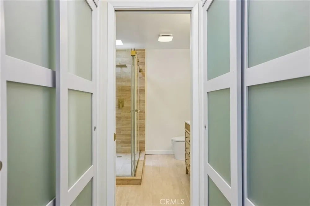 8105 Redlands Street #107 Playa del Rey, CA 90293