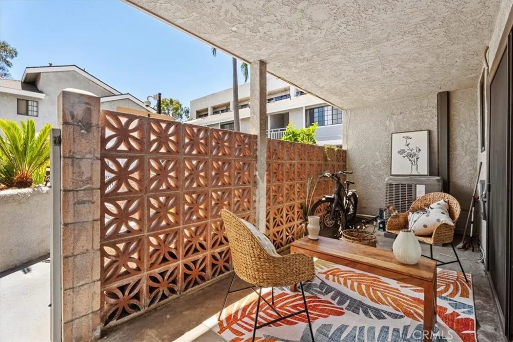 4345 W. 154th St. #10 Lawndale, CA 90260