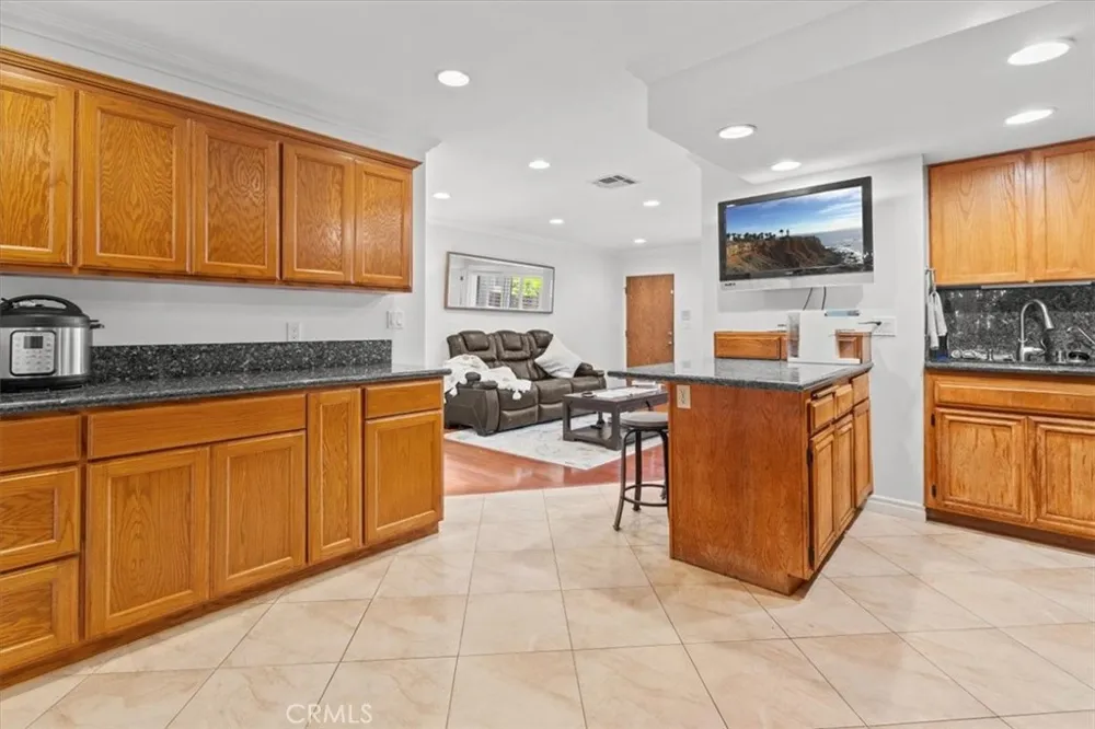 4345 W. 154th St. #10 Lawndale, CA 90260