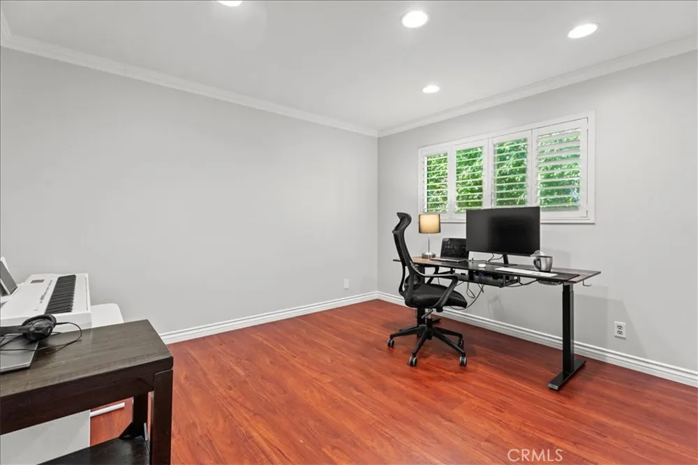 4345 W. 154th St. #10 Lawndale, CA 90260