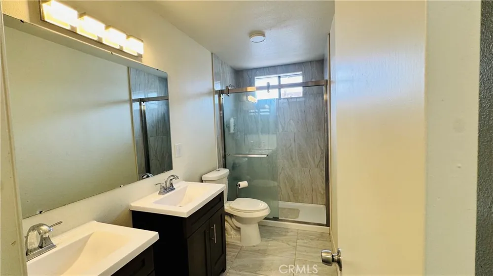 23624 Western #B Harbor City, CA 90710