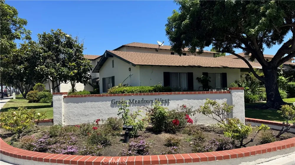 23624 Western #B Harbor City, CA 90710