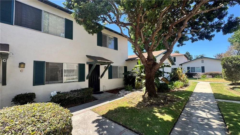 23624 Western #B Harbor City, CA 90710