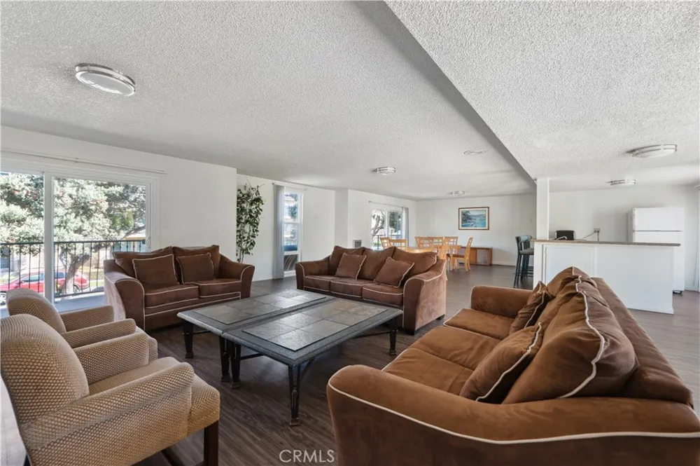3656 Garnet #321 Torrance, CA 90503