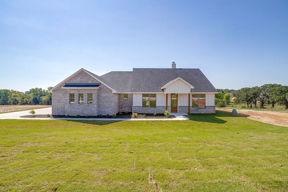 237 Kilkenny Road Poolville, TX 76487