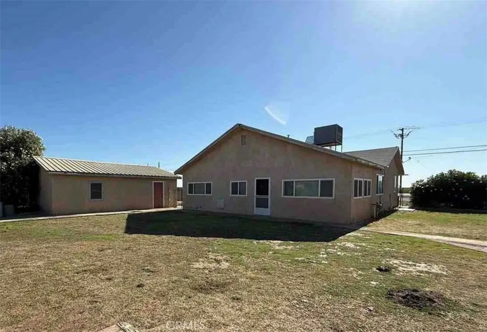 12720 10th Ave Hanford, CA 93230
