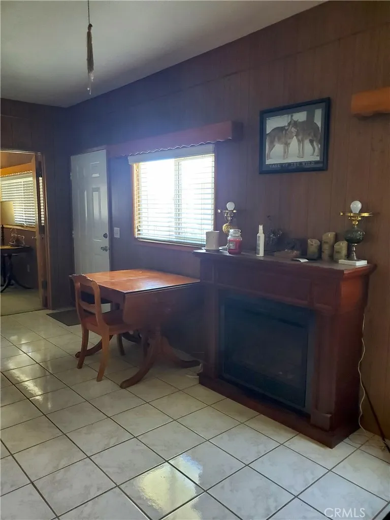12720 10th Ave Hanford, CA 93230
