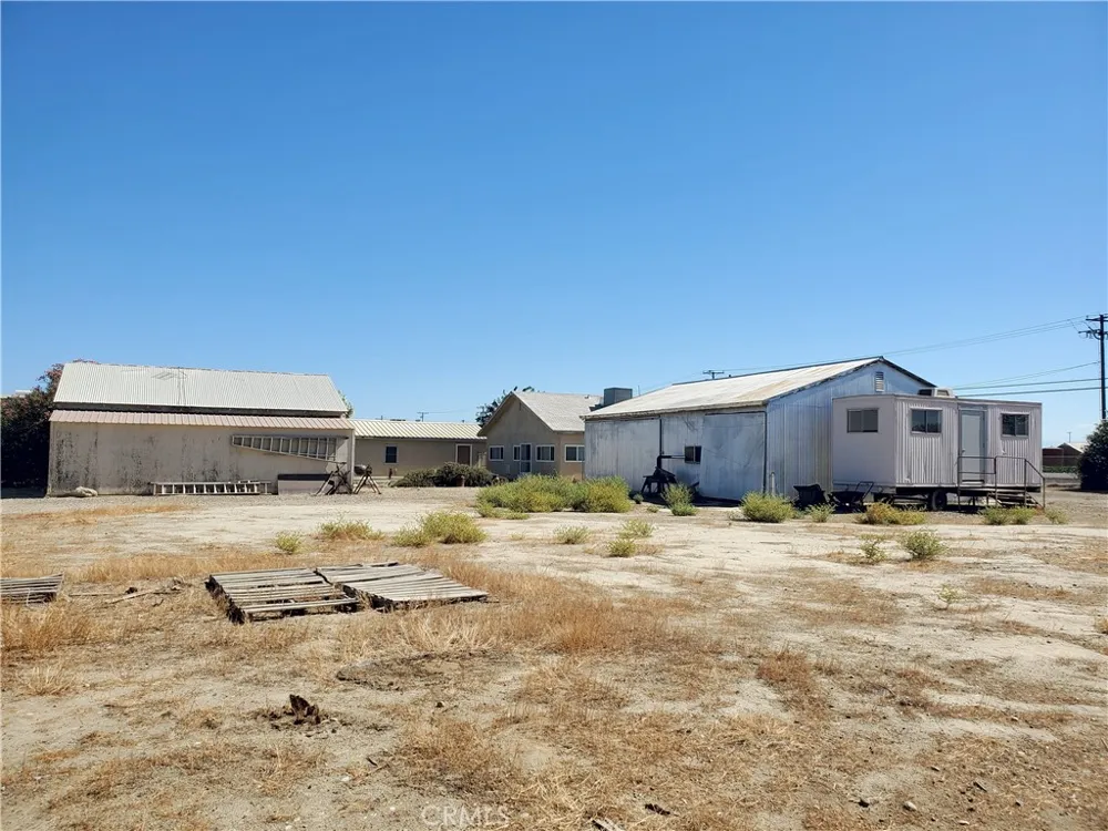 12720 10th Ave Hanford, CA 93230