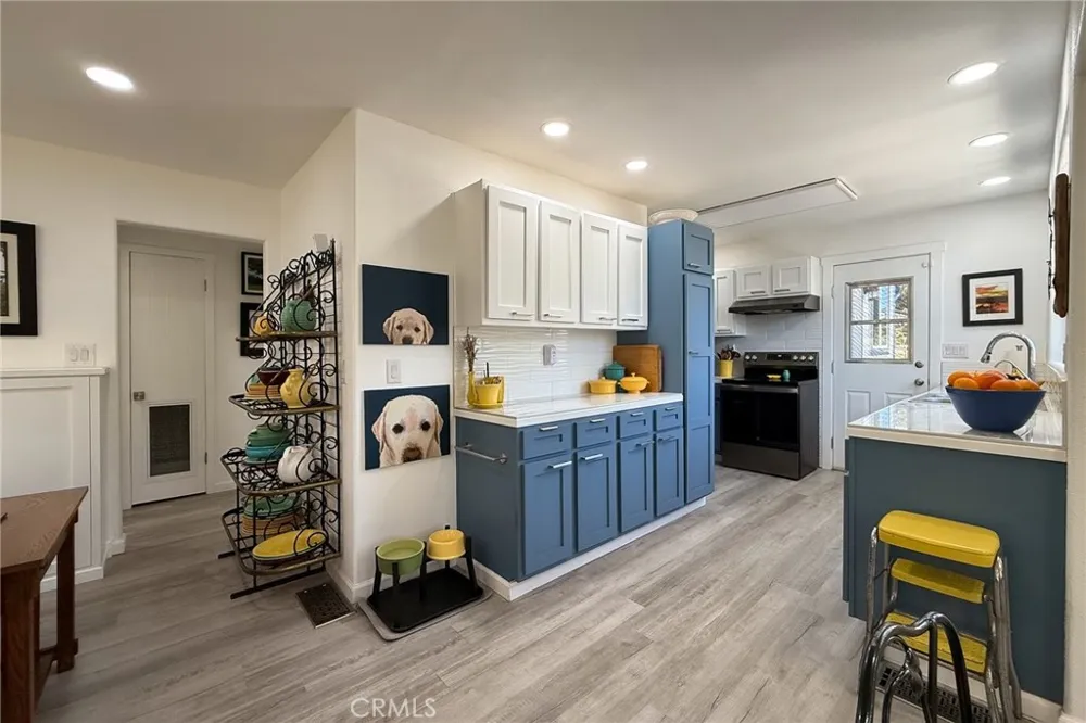 5230 Plymouth Street Cambria, CA 93428