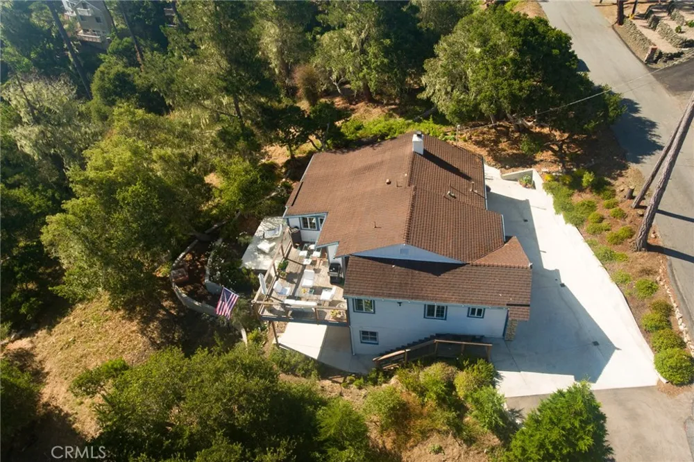 5230 Plymouth Street Cambria, CA 93428