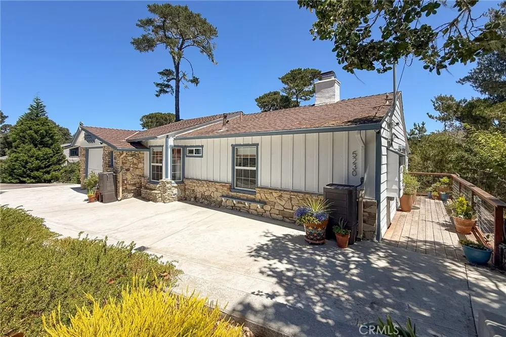 5230 Plymouth Street Cambria, CA 93428