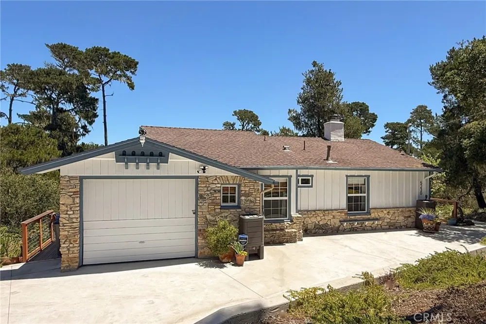 5230 Plymouth Street Cambria, CA 93428
