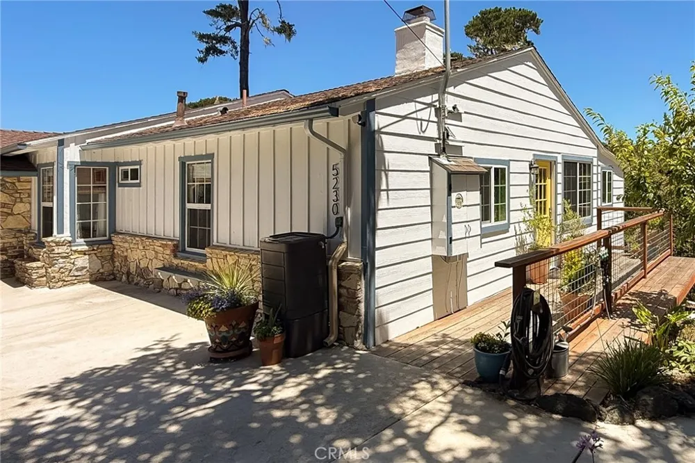 5230 Plymouth Street Cambria, CA 93428