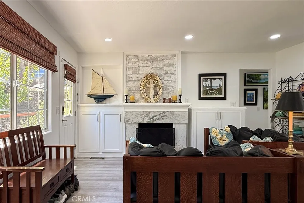 5230 Plymouth Street Cambria, CA 93428
