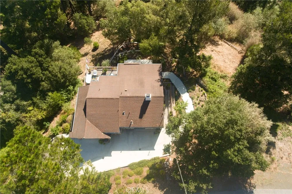 5230 Plymouth Street Cambria, CA 93428