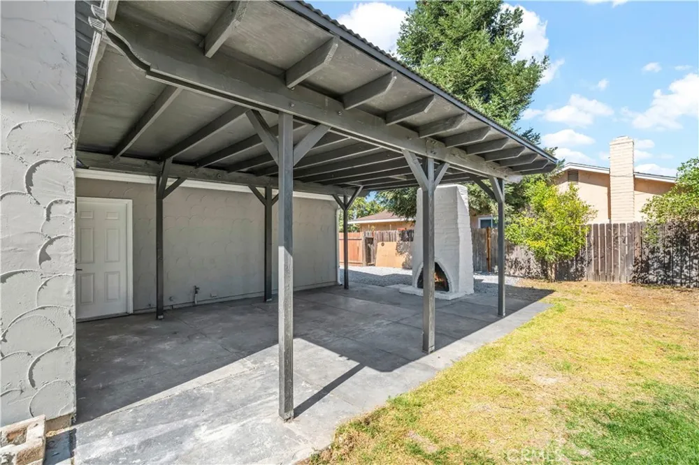 4222 Glascow North Highlands, CA 95660