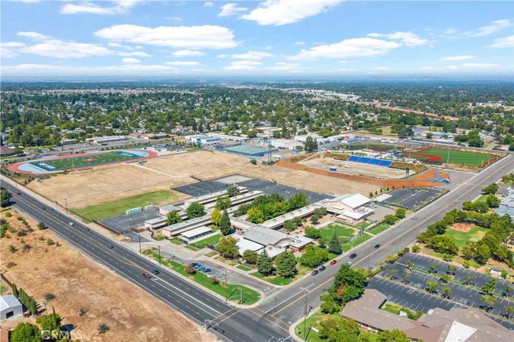 4222 Glascow North Highlands, CA 95660