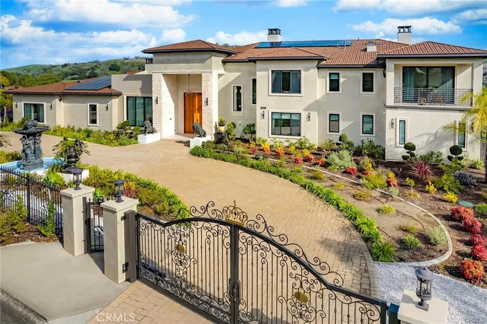 15877 Esquilime Drive Chino Hills, CA 91709