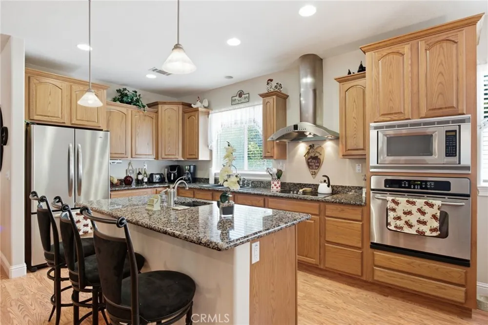 29529 CA 299 East Round Mountain, CA 96065