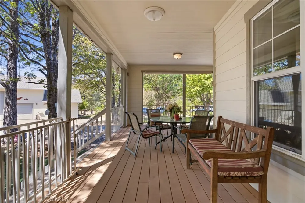 29529 CA 299 East Round Mountain, CA 96065