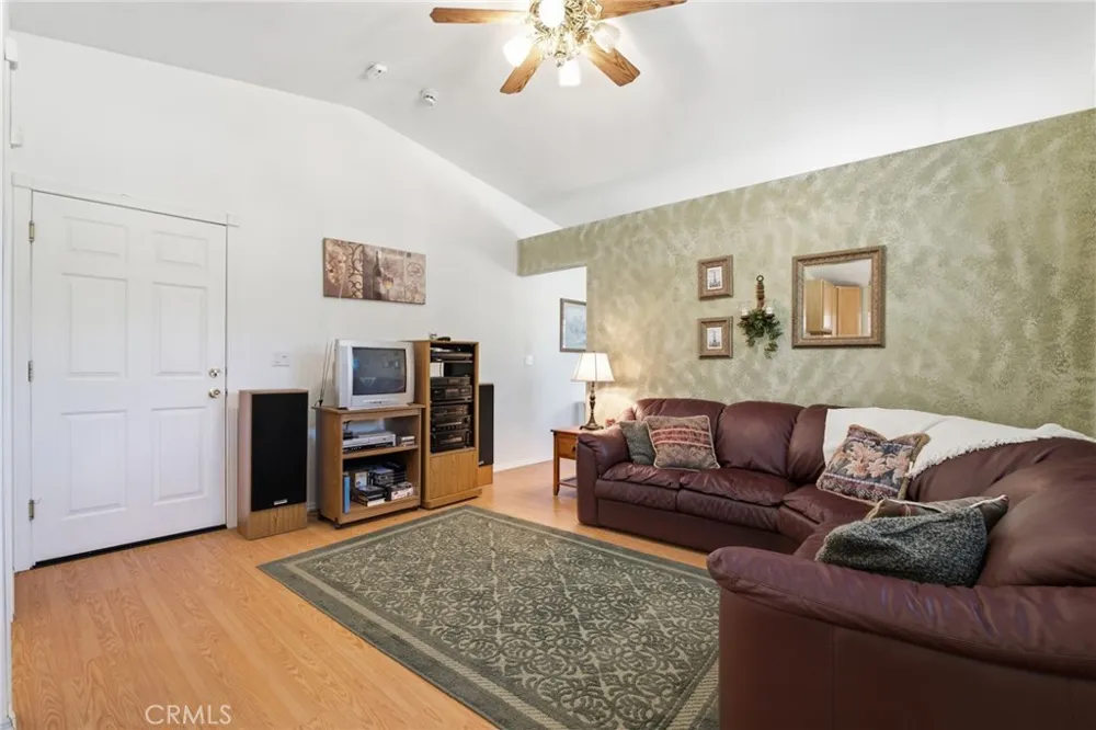29529 CA 299 East Round Mountain, CA 96065