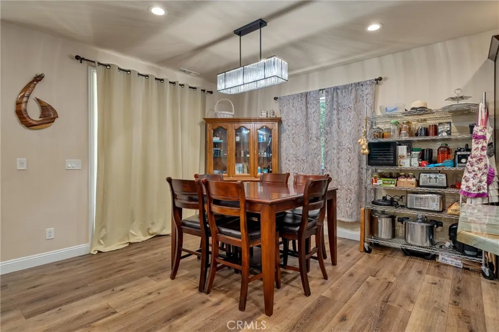 22 Pleasant Oak Oroville, CA 95966