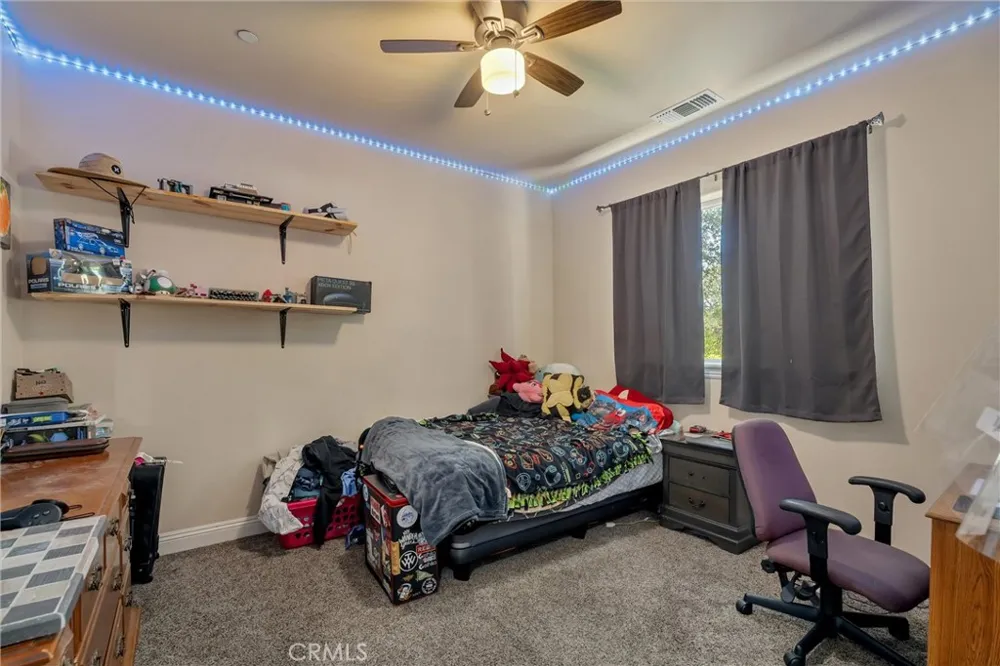 22 Pleasant Oak Oroville, CA 95966