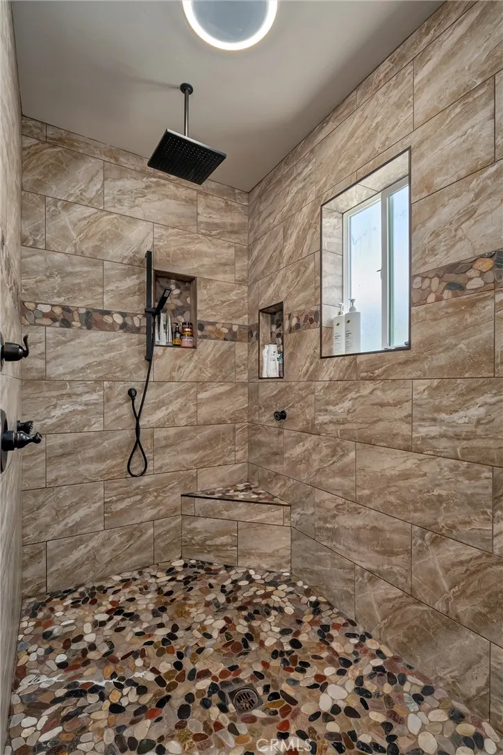 22 Pleasant Oak Oroville, CA 95966