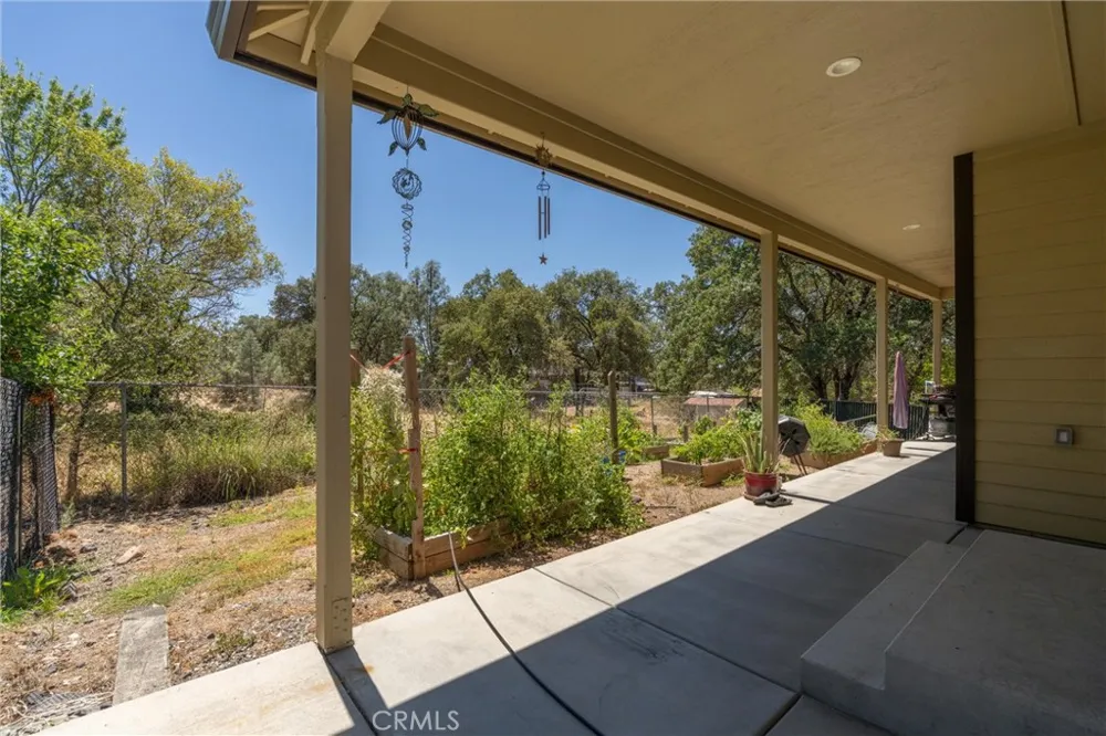 22 Pleasant Oak Oroville, CA 95966