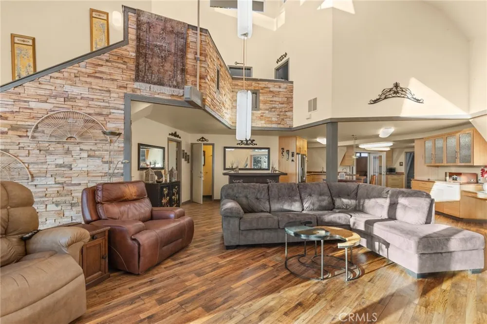4625 Dear Abby Road Forest Ranch, CA 95942