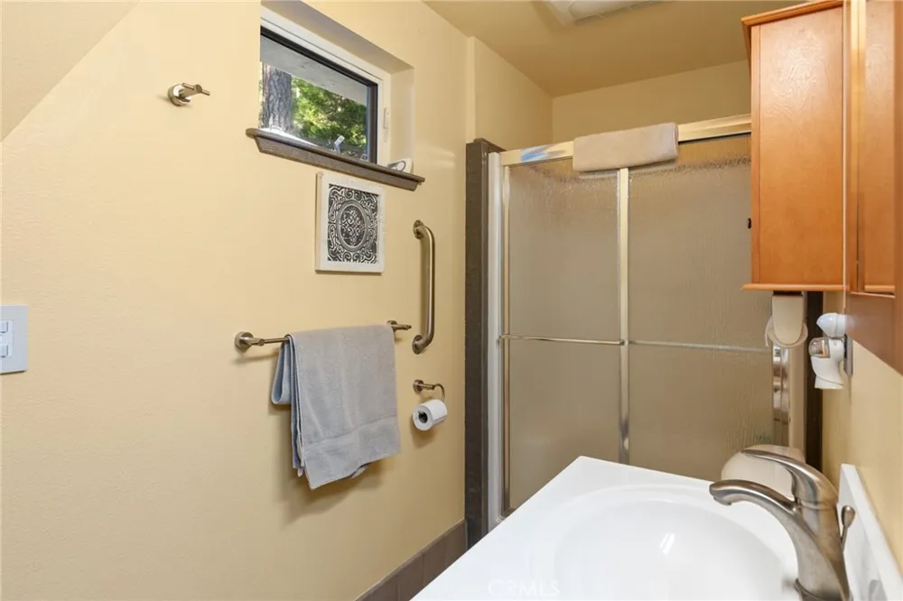4625 Dear Abby Road Forest Ranch, CA 95942