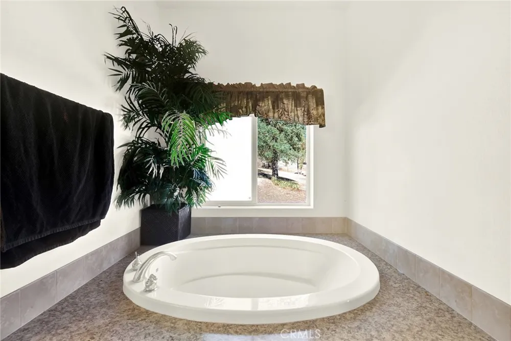 7455 HUMBOLDT Corning, CA 96021