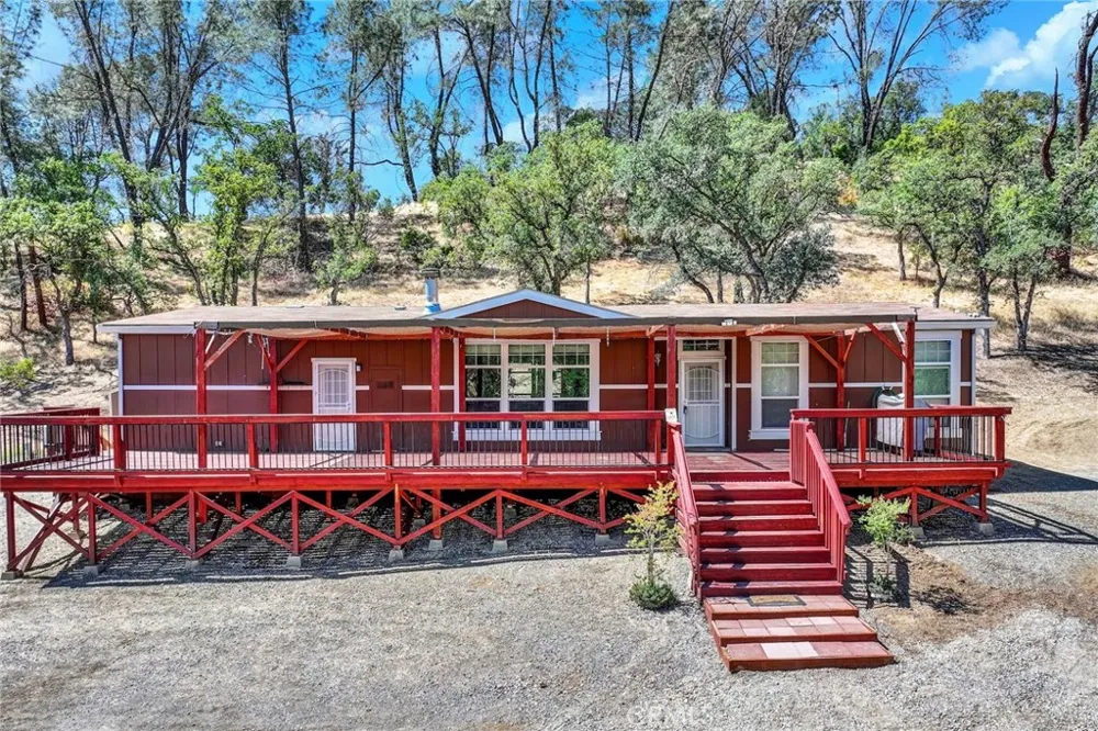 7455 HUMBOLDT Corning, CA 96021