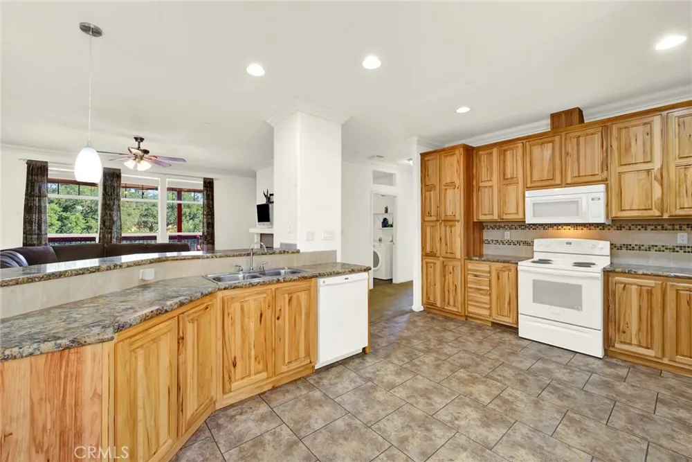 7455 HUMBOLDT Corning, CA 96021