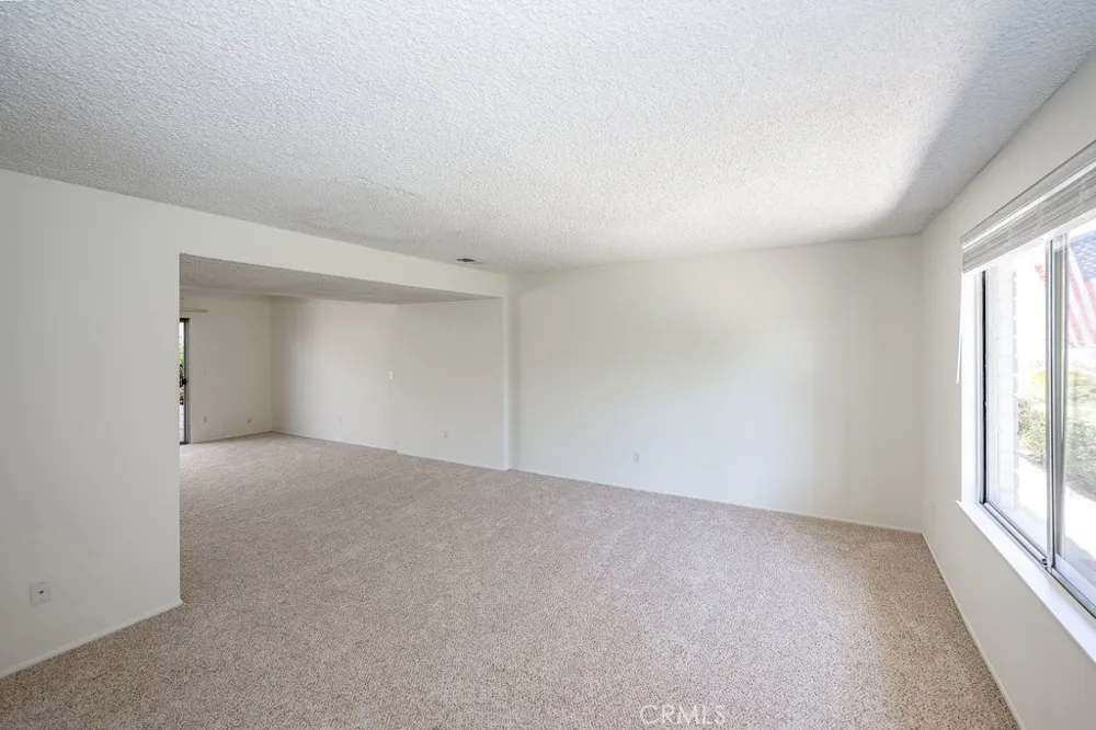 24223 La Glorita Circle Newhall, CA 91321