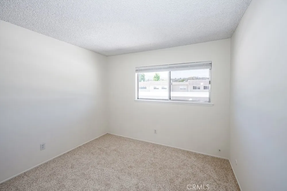 24223 La Glorita Circle Newhall, CA 91321