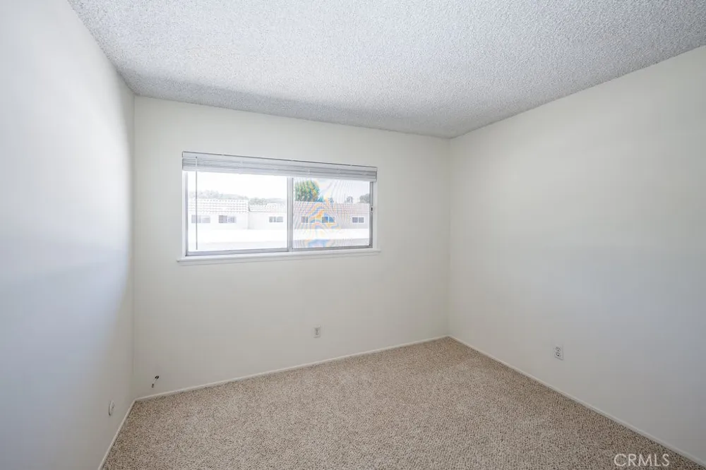 24223 La Glorita Circle Newhall, CA 91321