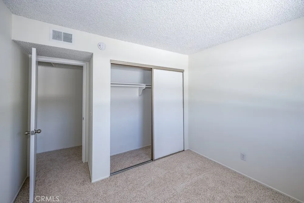 24223 La Glorita Circle Newhall, CA 91321